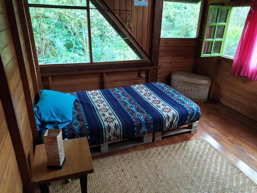 Mindo Eco Chalet Con Rio Y Cascada 외부 사진